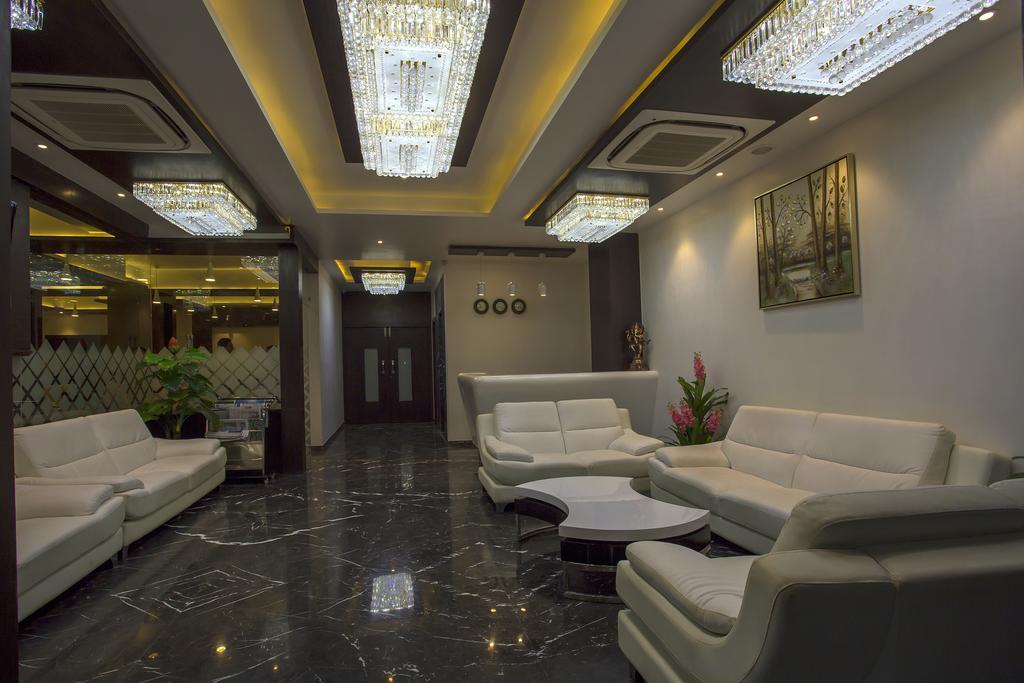 Ravi Residency Hotel Morbi Exterior foto