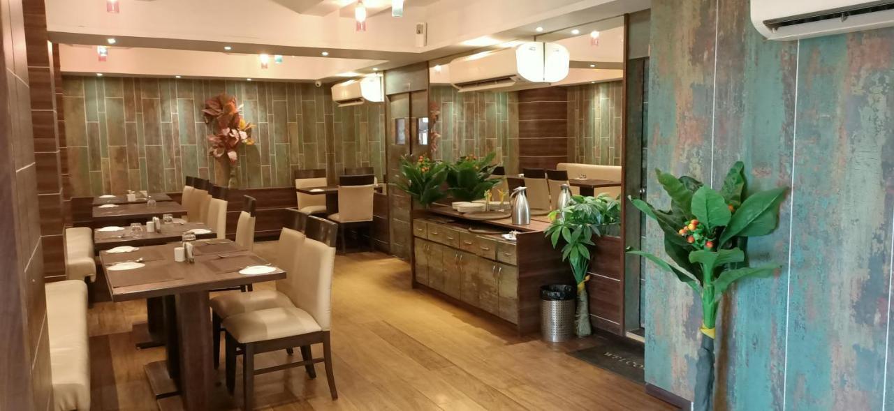 Ravi Residency Hotel Morbi Exterior foto
